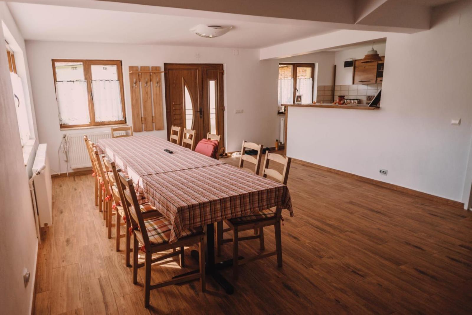 Отель Casa Bunicilor Nucsoara  Экстерьер фото